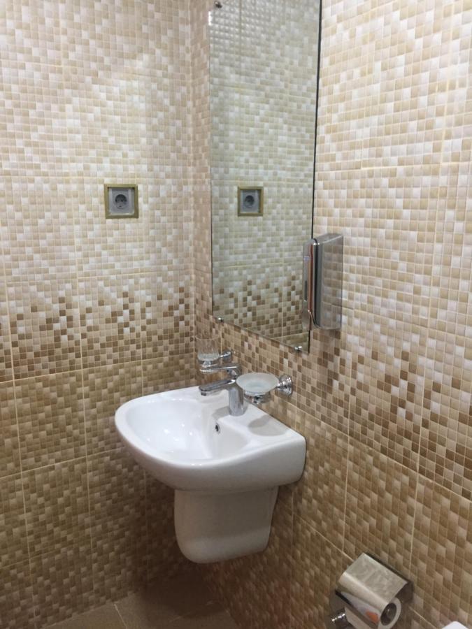 Caspian Pearl Hotel Баку Екстериор снимка